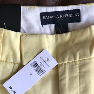 NWT BANANA REPUBLIC BERMUDA SHORTS